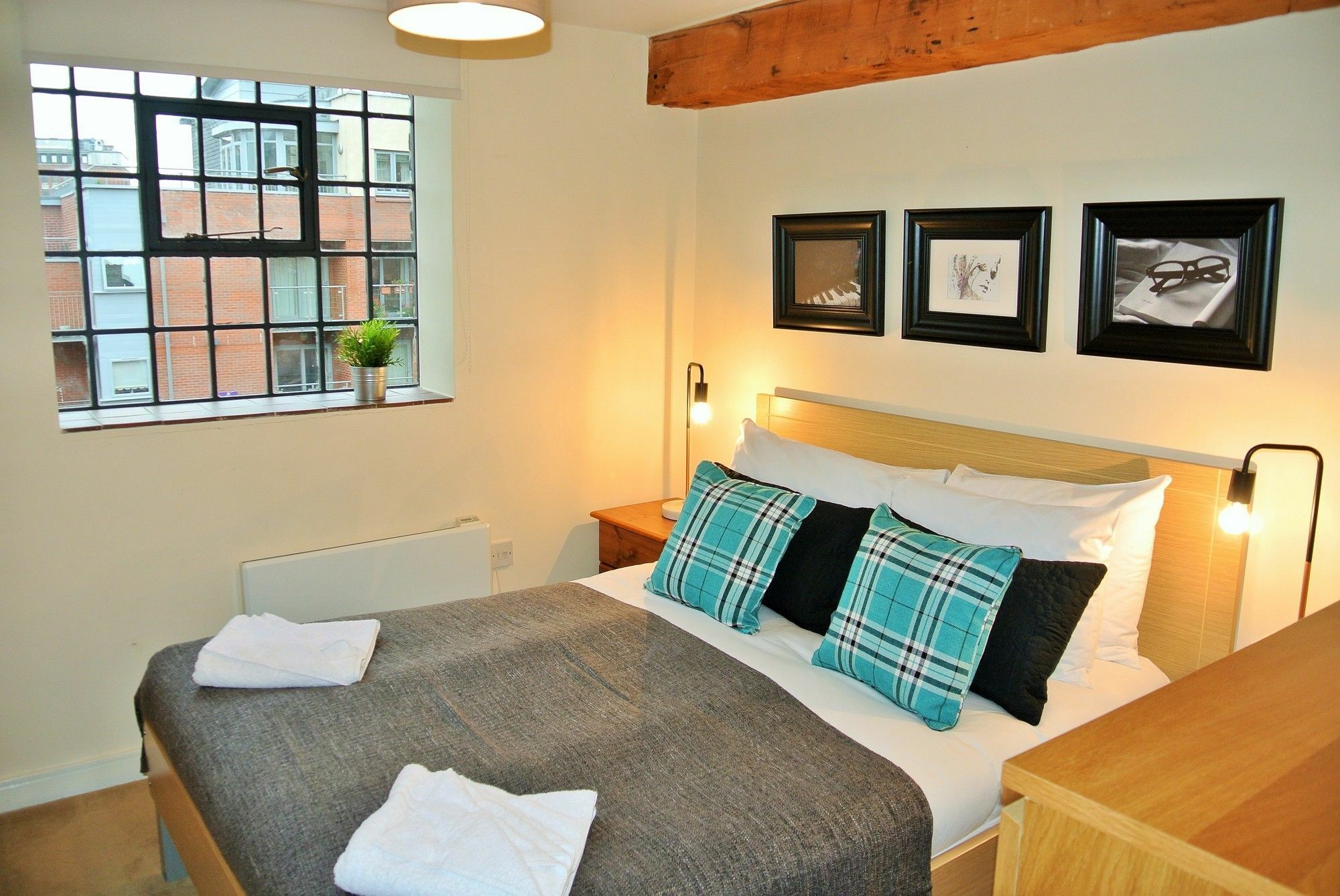 Oyo Approved Serviced Apartments Steam Mill Честер Экстерьер фото